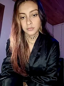 agathamoont online show from 6, 3, 2026