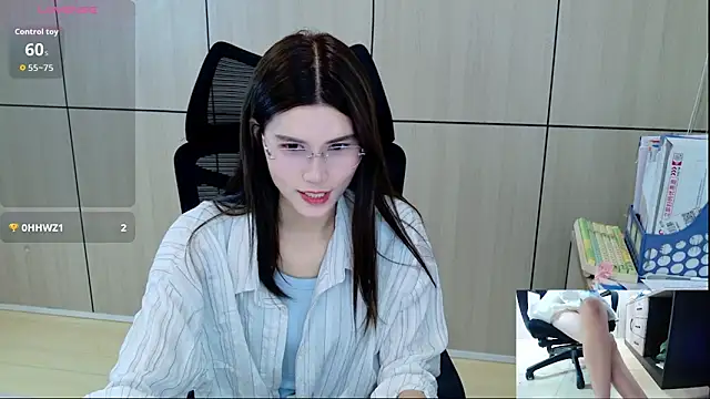 Snapshot of zhen-68 chatting on 12, 5, 2026 zhen-68 online show from 12, 5, 2026