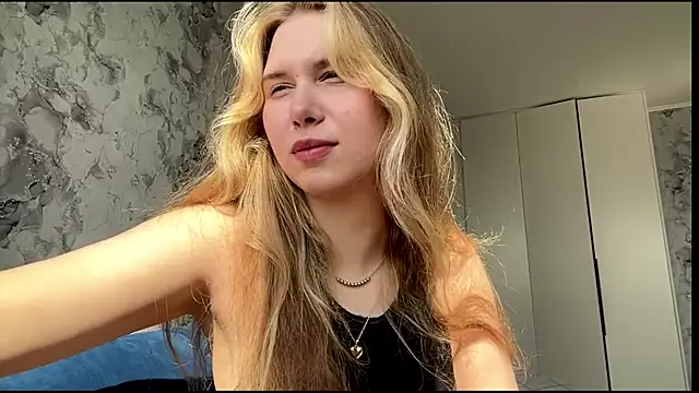 ShariLappas online show from 20, 3, 2026