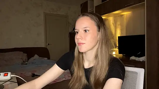 PrettyReal online show from 3, 3, 2026