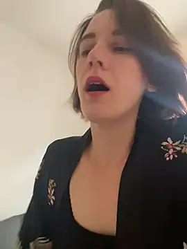 Kamorana online show from 10, 3, 2026