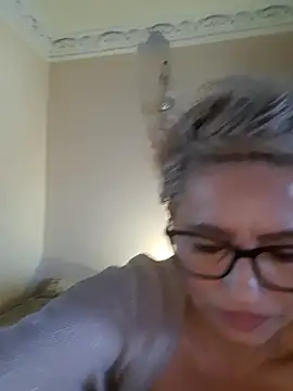 Snapshot of LunaBlaise chatting on 26, 5, 2026 LunaBlaise online show from 26, 5, 2026