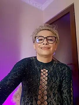 Snapshot of LunaBlaise chatting on 16, 5, 2026 LunaBlaise online show from 16, 5, 2026