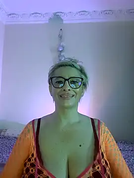 Snapshot of LunaBlaise chatting on 25, 5, 2026 LunaBlaise online show from 25, 5, 2026