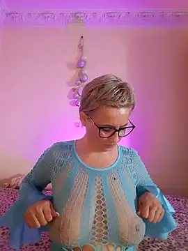 Snapshot of LunaBlaise chatting on 8, 5, 2026 LunaBlaise online show from 8, 5, 2026
