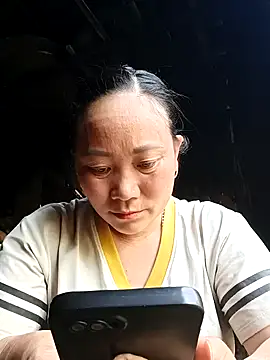 Lindxx-hot online show from 3, 4, 2026