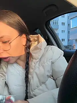 Bunny Lush online show from 17, 4, 2026