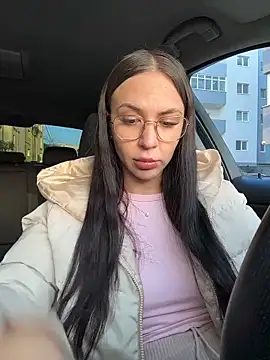 Bunny Lush online show from 16, 4, 2026