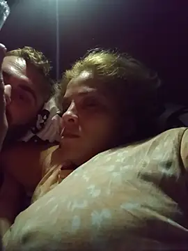 RaduuuxXx online show from 22, 7, 2026