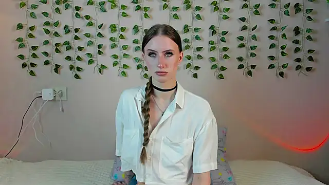 Snapshot of EllieRough chatting on 28, 5, 2026 EllieRough online show from 28, 5, 2026