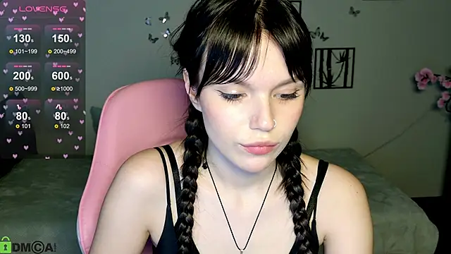 Snapshot of JanetCensley chatting on 1, 6, 2026 JanetCensley online show from 1, 6, 2026