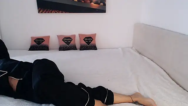 NickyHotXO online show from 17, 3, 2026