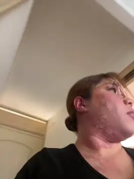 WHITEWOMEN 2 online show from 12, 3, 2026