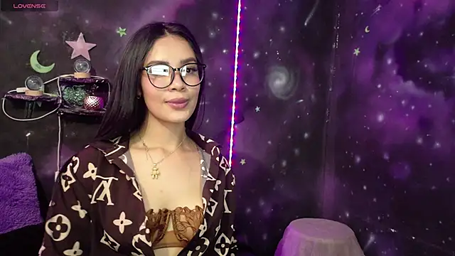 ValentinaRojass  online show from 7, 5, 2026