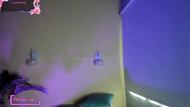  VALERIAGOMEZ online show from 15, 4, 2026