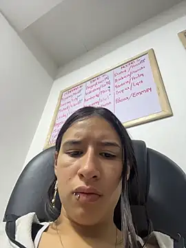 Snapshot of LilyRossi_ chatting on 9, 7, 2026 LilyRossi online show from 9, 7, 2026