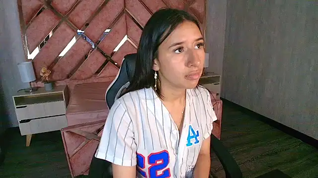 LilyRossi  online show from 16, 5, 2026