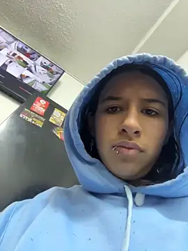 LilyRossi  online show from 27, 5, 2026
