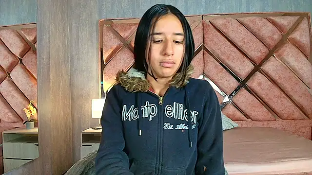 LilyRossi  online show from 27, 4, 2026