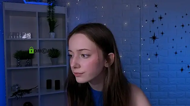 Snapshot of chloe_ley chatting on 3, 5, 2026 chloe ley online show from 3, 5, 2026