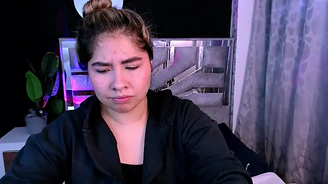 Sofiazaf  online show from 22, 4, 2026