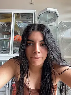 Arianna Moore online show from 4, 5, 2026