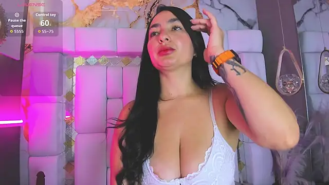 saray white  online show from 10, 3, 2026