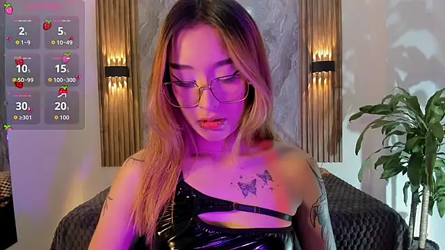 Melodylanee online show from 7, 3, 2026