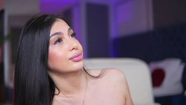 Snapshot of MissMeganMoon chatting on 11, 5, 2026 MissMeganMoon online show from 11, 5, 2026