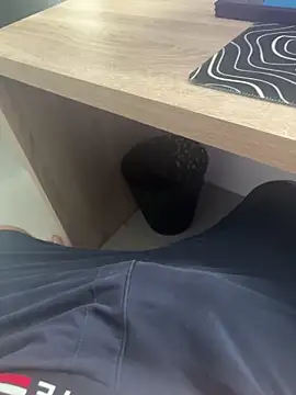 cerdito19years online show from 26, 2, 2026