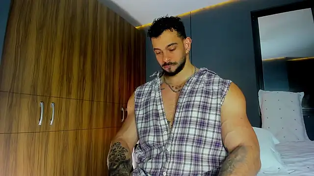 massimo visconti online show from 17, 4, 2026