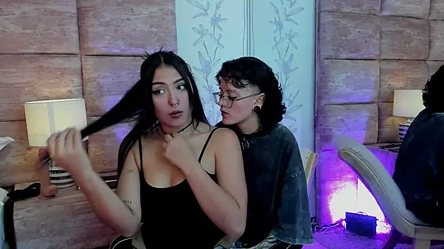 CaliferAndAurora online show from 29, 3, 2026