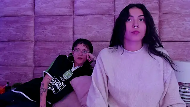 CaliferAndAurora online show from 21, 4, 2026