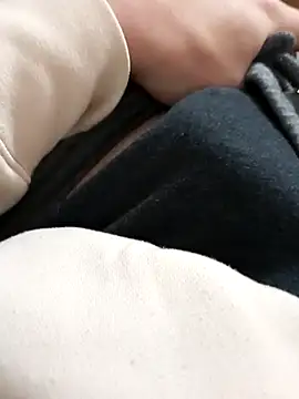 Alejandro27003 online show from 7, 3, 2026