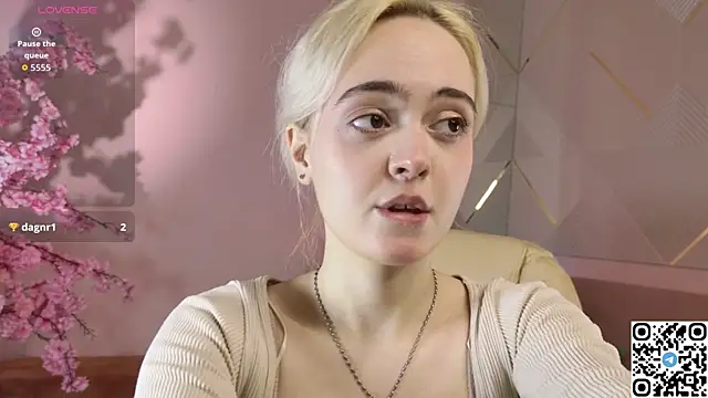 Bambi Bloom online show from 2, 4, 2026