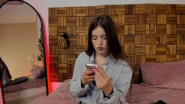 Snapshot of ambaar__1 chatting on 30, 4, 2026 ambaar 1 online show from 30, 4, 2026