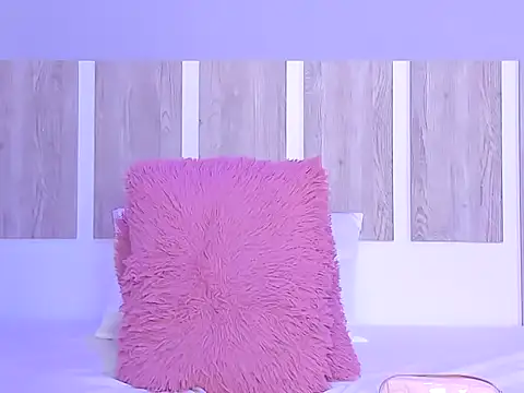 EmilySearss online show from 19, 3, 2026