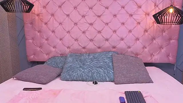 SARA HORNY- online show from 1, 4, 2026