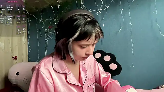 AueshaSimon online show from 23, 4, 2026