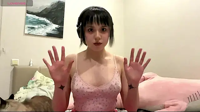 AueshaSimon online show from 21, 4, 2026