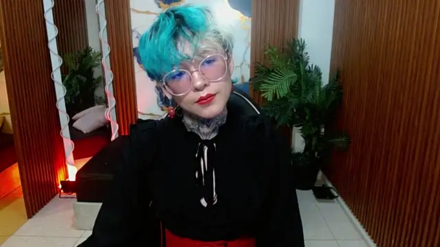 Lyra tay online show from 10, 4, 2026