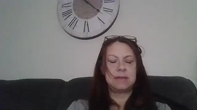 Cara-CurvyUK online show from 5, 3, 2026