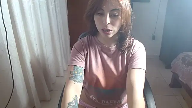 Snapshot of IrisArellano_ chatting on 8, 7, 2026 IrisArellano online show from 8, 7, 2026
