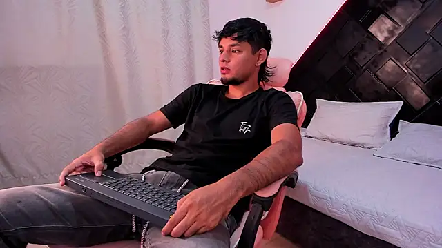 Dereck G online show from 13, 5, 2026