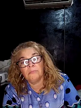 momismilf544 online show from 10, 5, 2026