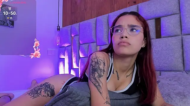 camilaa smith  online show from 13, 4, 2026