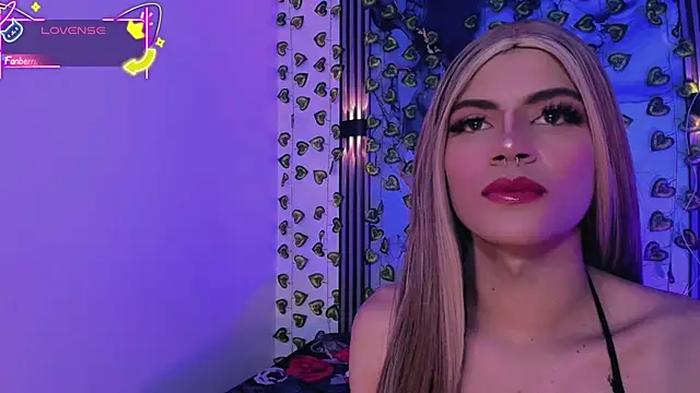 Snapshot of Roxy_alexa chatting on 18, 6, 2026 Roxy alexa online show from 18, 6, 2026