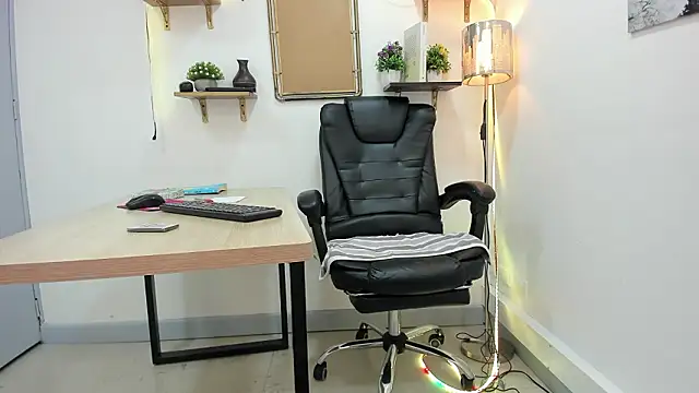 Stefy cg online show from 11, 3, 2026