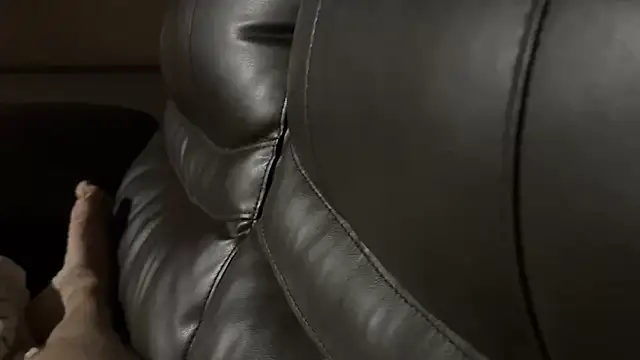 helovesanalbicouple online show from 4, 3, 2026