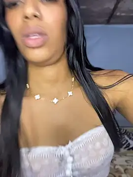 Snapshot of FlorSalvaje_ chatting on 10, 5, 2026 FlorSalvaje online show from 10, 5, 2026